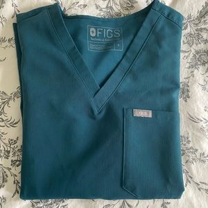 FIGS Caribbean Blue Scrub Top